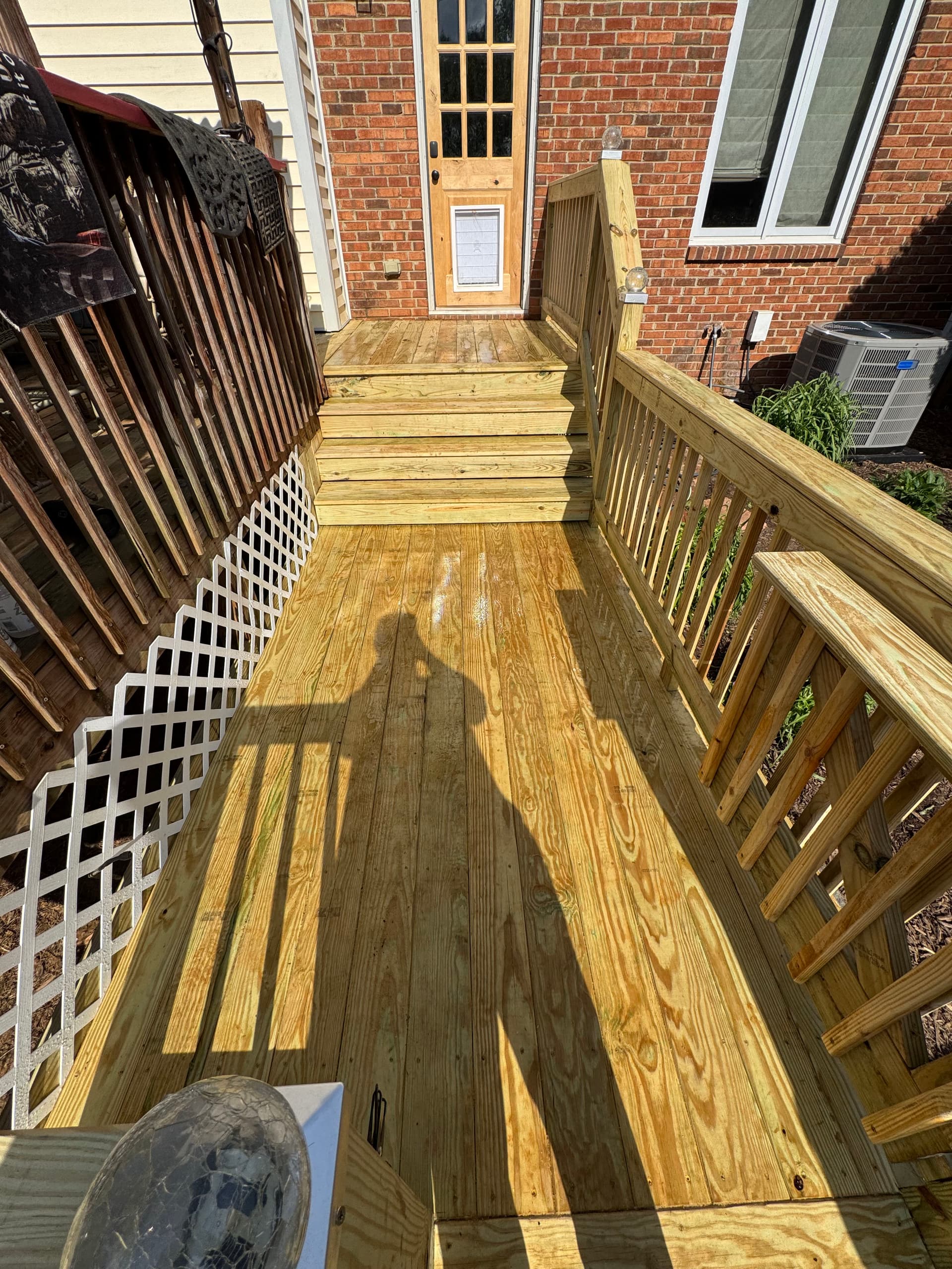 Gallery photos for Old Deck Replaced with a Solid New Build in Lewisville: Image #1